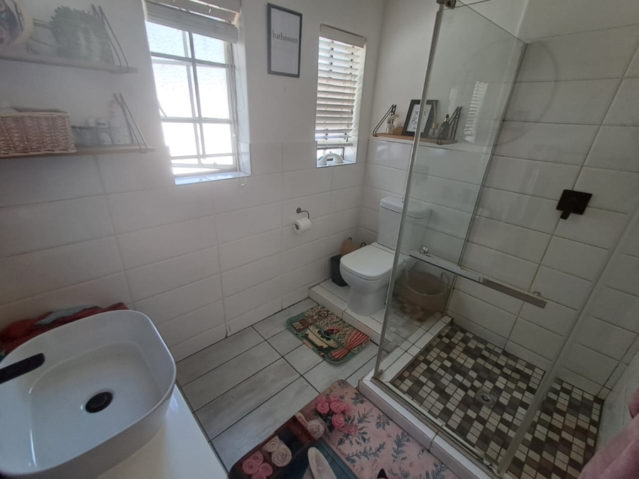 3 Bedroom Property for Sale in Roylglen Northern Cape